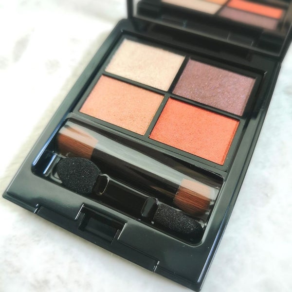 「【オレンジ×パープル】で秋色に。サンセットカラーのアイパレットを5つ厳選!」の画像(#95382)