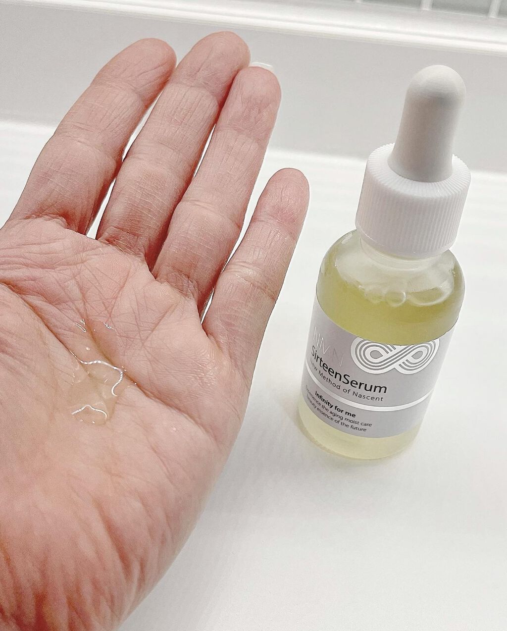 フォロバ100‼️インスタから投稿 on LIPS 「・NMN配合美容液、NMNSirteenSerum(エヌエムエ..」(2枚目)