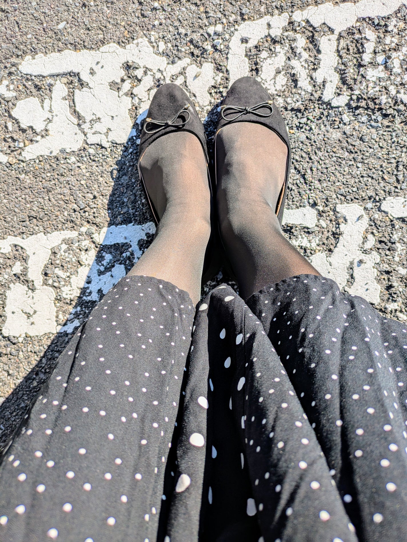 ひろみfabulous_sounds_0n3 on LIPS 「今日のメイクとコーデ💞寒くなって来ましたね😱やっぱりタイツです..」(3枚目)