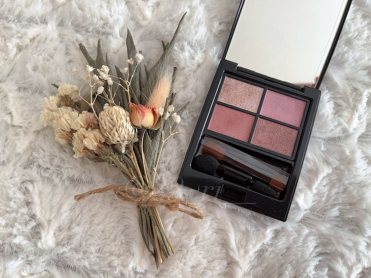 ミネラルクラッシィシャドー/エトヴォス/アイシャドウパレットを使ったクチコミ(2枚目)