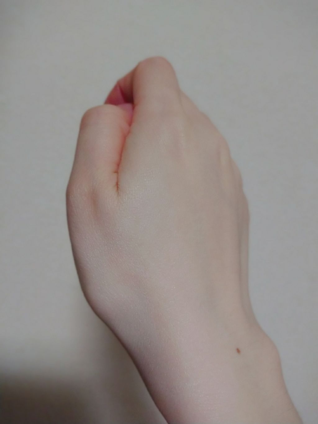 アテニア スキンレタッチャー(旧)のクチコミ「アテニアスキンレタッチャー今年３月にリニューアルされるそうでこちらは旧バージョンになります。
.....」（3枚目）