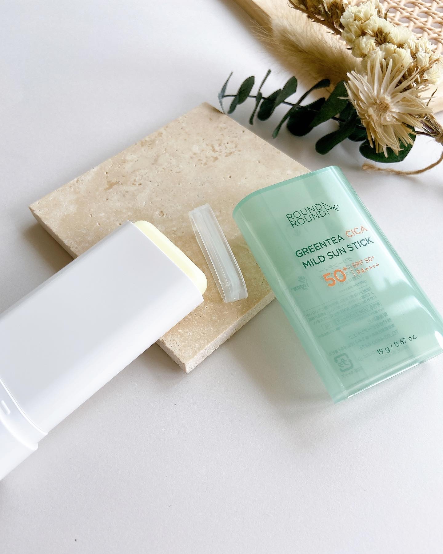 グリーンティー CICA マイルド サンスティック/ラウンドアラウンド/日焼け止めスティックを使ったクチコミ（3枚目）