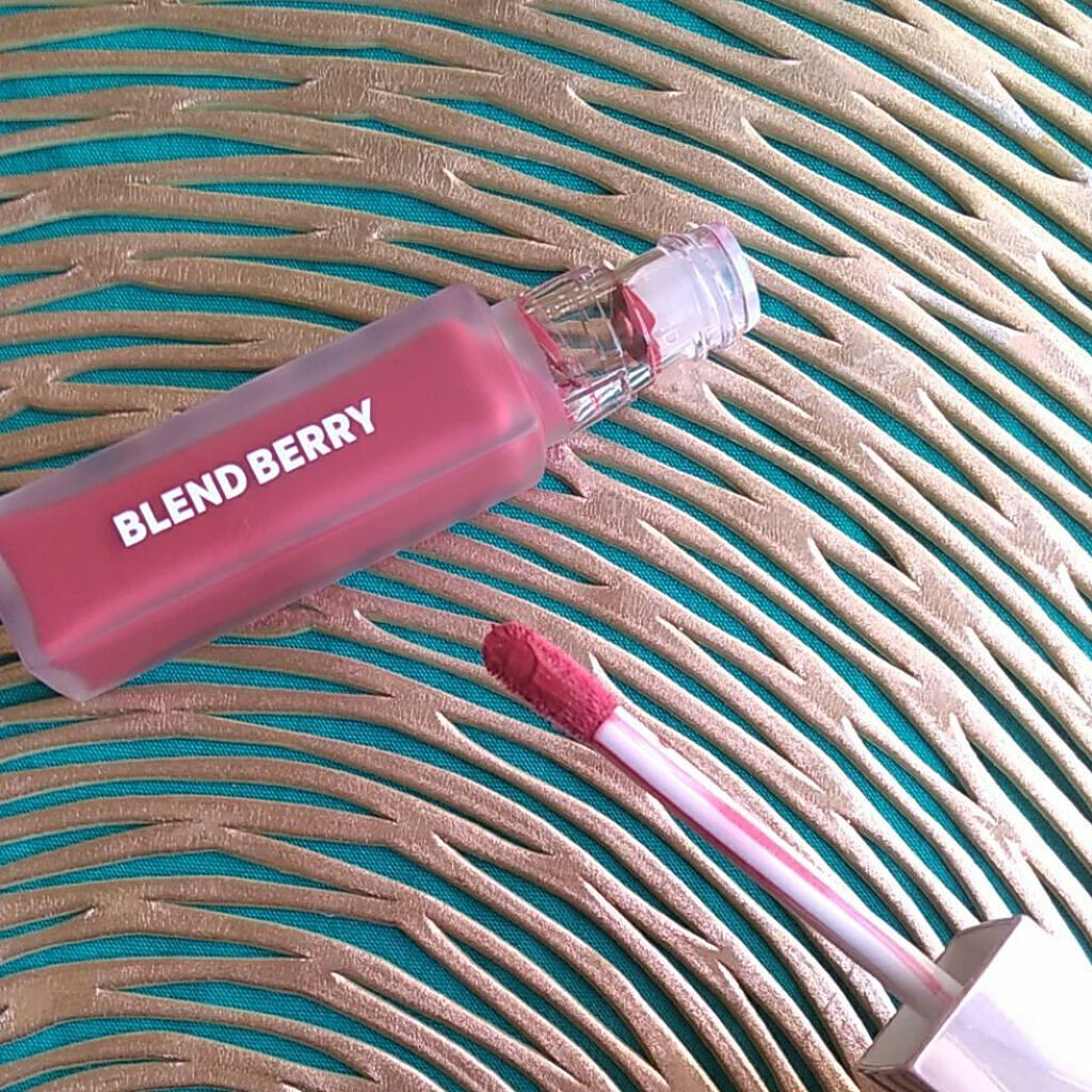 ムースタッチティントリップ /BLEND BERRY/リップティントを使ったクチコミ(3枚目)