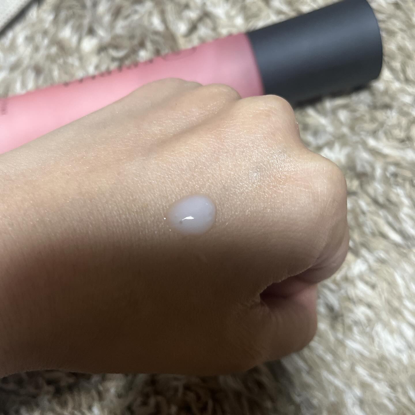 洗い流さないトリートメント　DIGNITY PINK/EPIPHA/アウトバストリートメントを使ったクチコミ（3枚目）