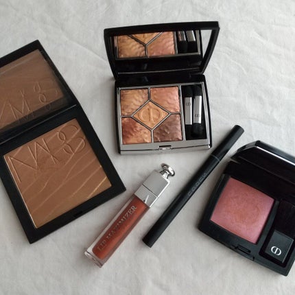 パラダイスファウンド ブロンズパウダー/NARS/パウダーチークを使ったクチコミ(1枚目)