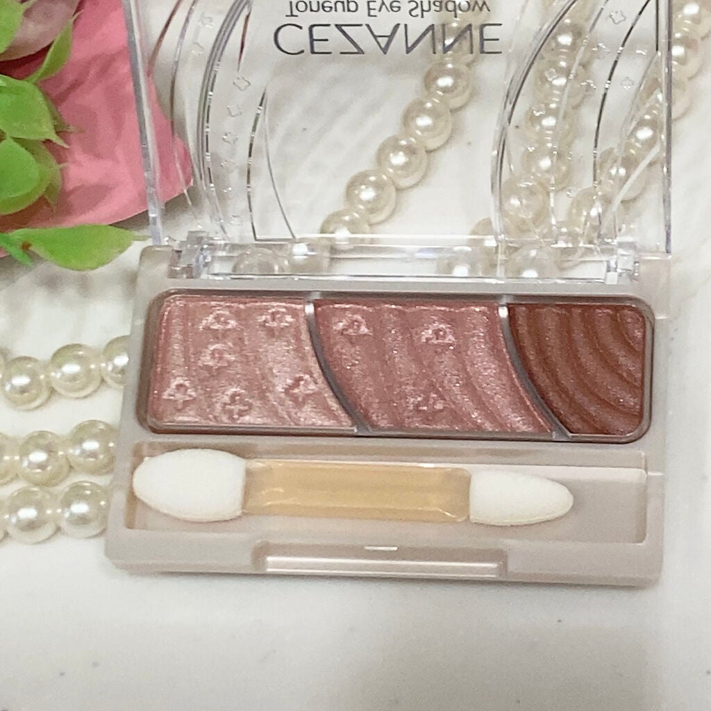 トーンアップアイシャドウ/CEZANNE/アイシャドウパレットを使ったクチコミ(2枚目)