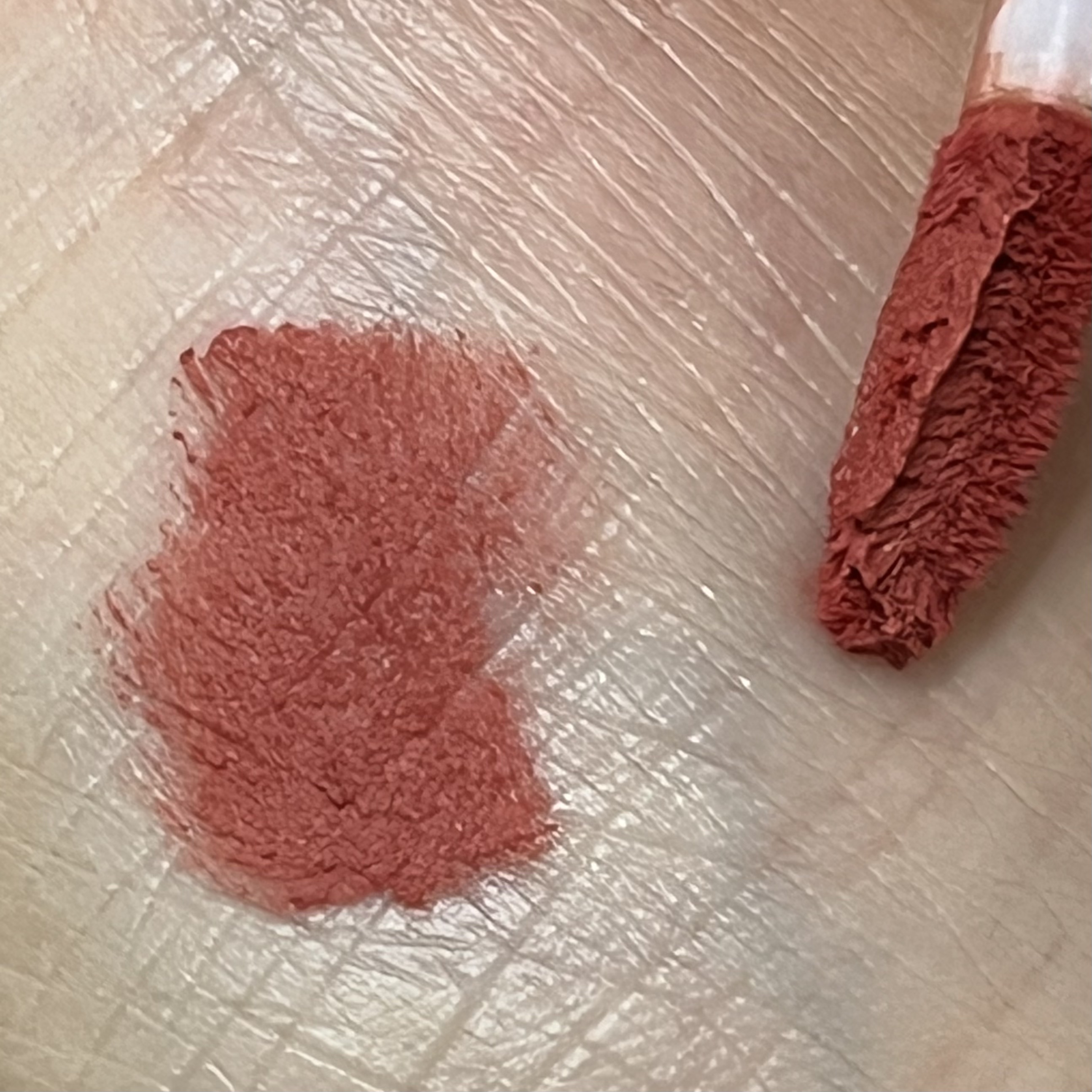 ベルベットブラーリングフィグシングティント/wakemake/リップティントを使ったクチコミ（2枚目）