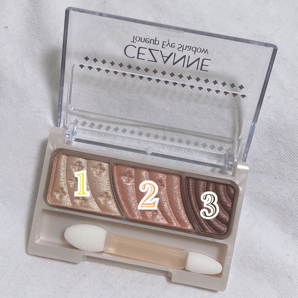 トーンアップアイシャドウ/CEZANNE/アイシャドウパレットを使ったクチコミ(2枚目)