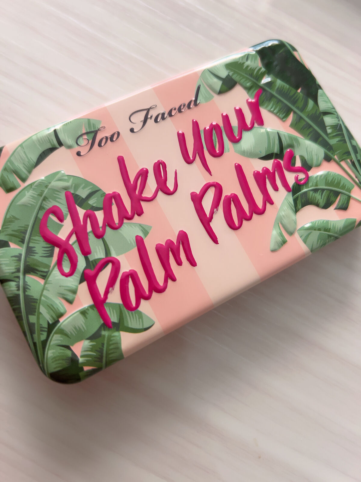 シェイク ユア パーム パームズ ミニ アイシャドウ パレット/Too Faced/アイシャドウパレットを使ったクチコミ（2枚目）