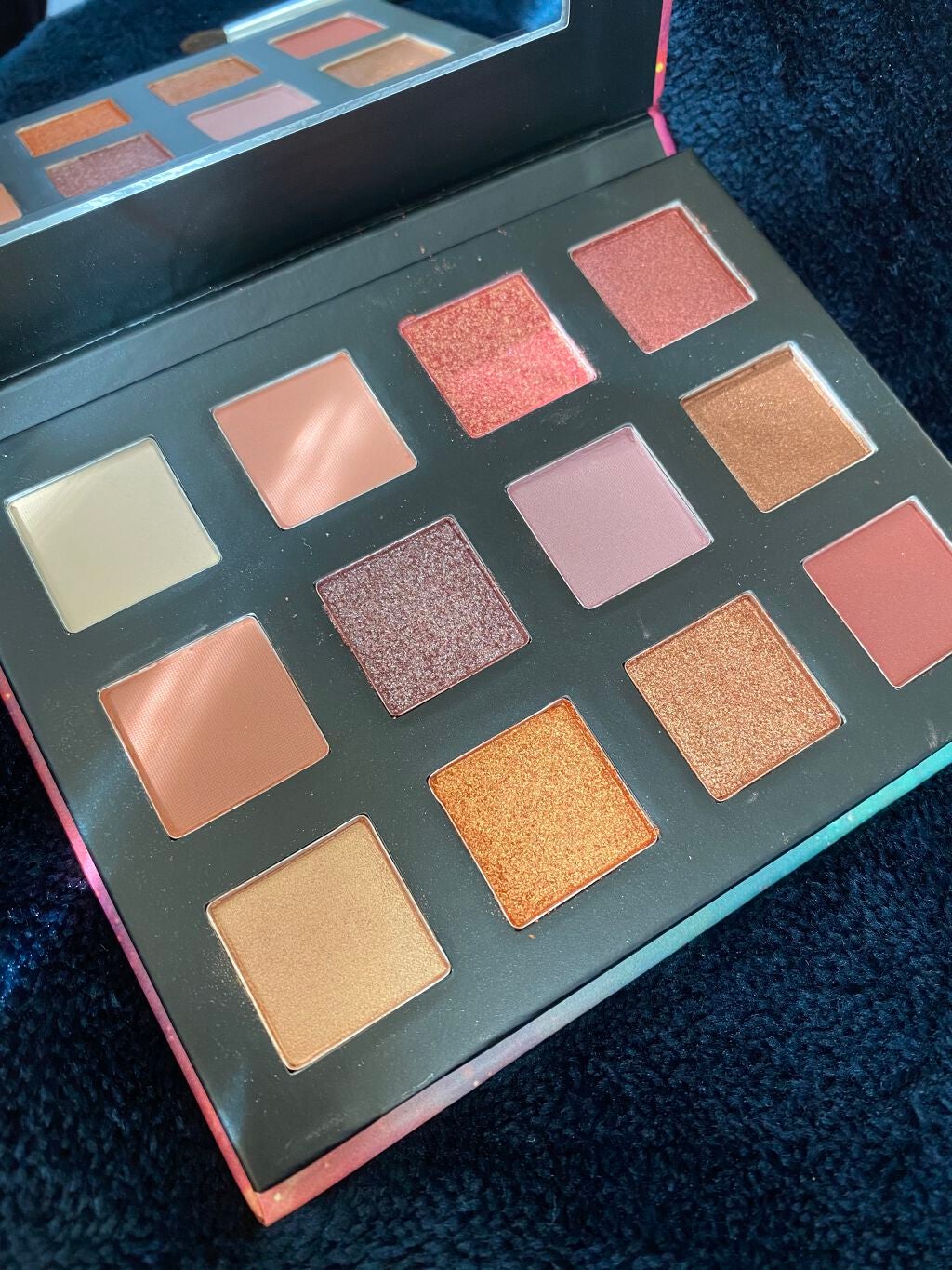 HEXZEスターライトファントム12アイシャドウ01/HEXZE(ヘックスゼ)/アイシャドウパレットを使ったクチコミ(3枚目)