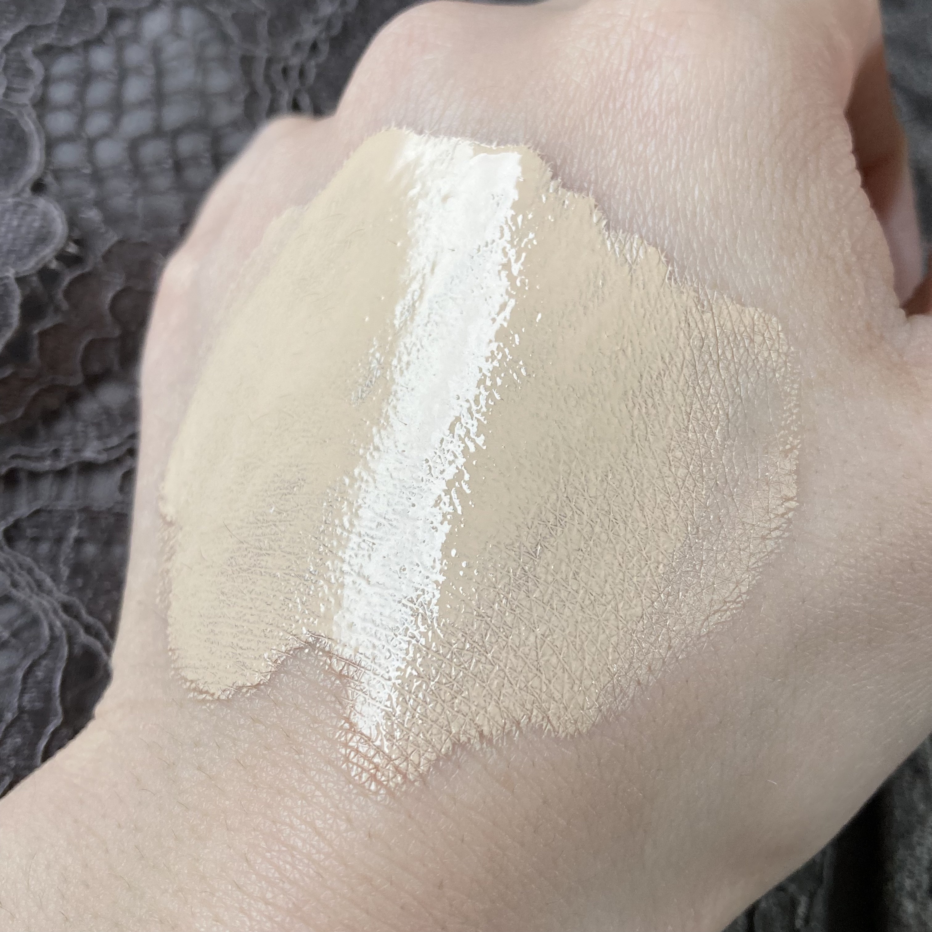 キル カバー ハイ グロウ ファンデーション 03 LINEN/CLIO/リキッドファンデーションを使ったクチコミ（2枚目）