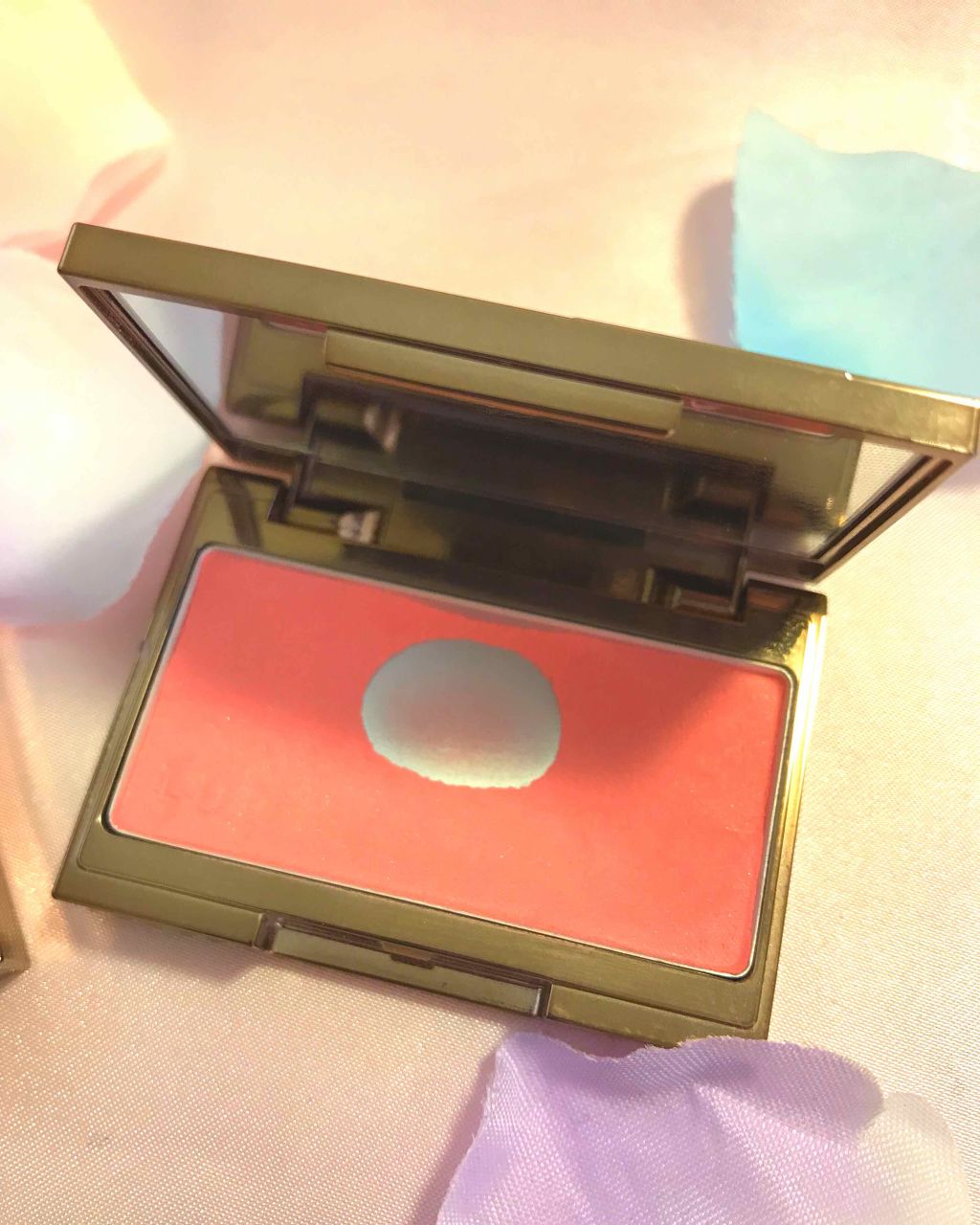 LUNASOL カラーリングシアーチークスのクチコミ「ルナソル カラーリングシアーチークス

こちらもナチュラル派におすすめなチーク。なぜなら、ルナ.....」（2枚目）