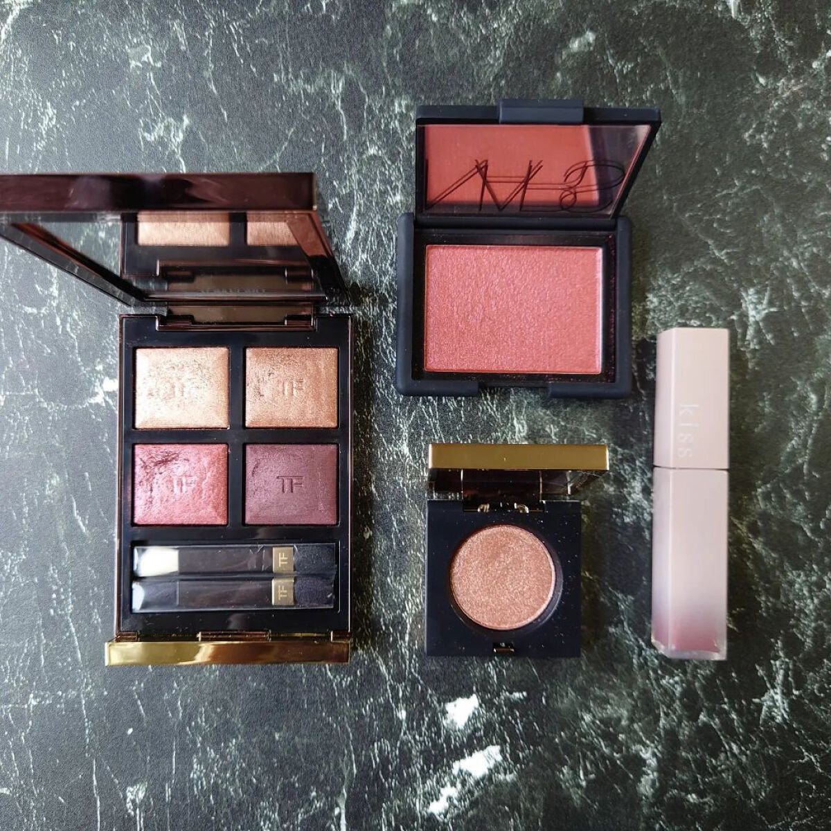 アイ カラー クォード/TOM FORD BEAUTY/アイシャドウパレットを使ったクチコミ（3枚目）