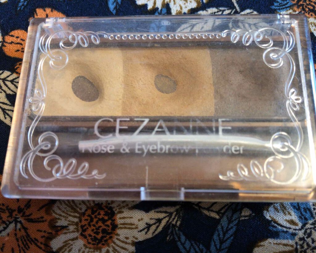ノーズ＆アイブロウパウダー/CEZANNE/パウダーアイブロウを使ったクチコミ（1枚目）