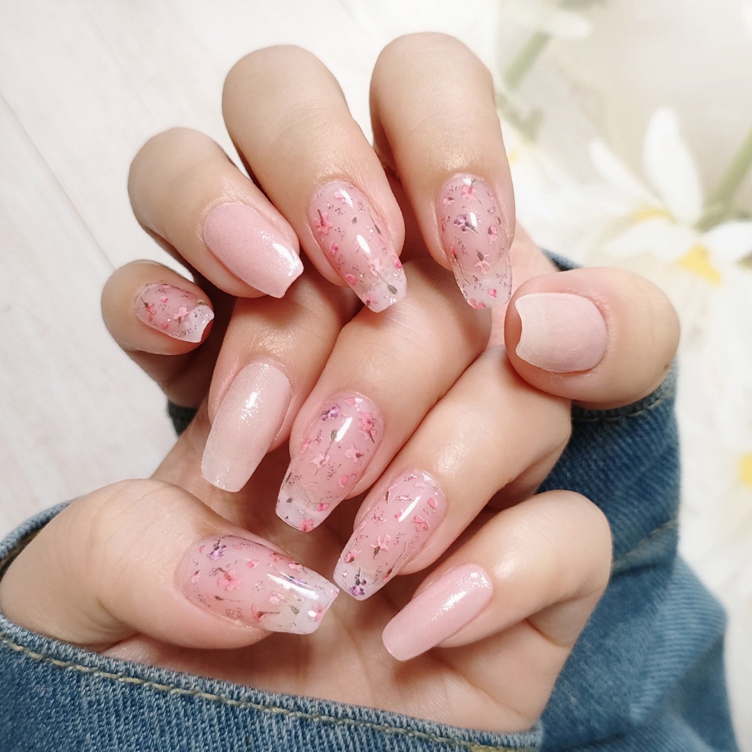 GLAZE グレーズ 半硬化タイプジェルネイルシール/DASHINGDIVA MAGICPRESS/ネイルシールを使ったクチコミ（2枚目）