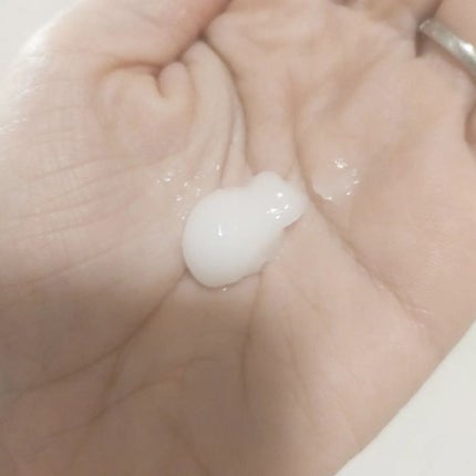 リラックスナイトリペアジェルヘアマスク/YOLU/ヘアマスク・ヘアパックを使ったクチコミ(3枚目)