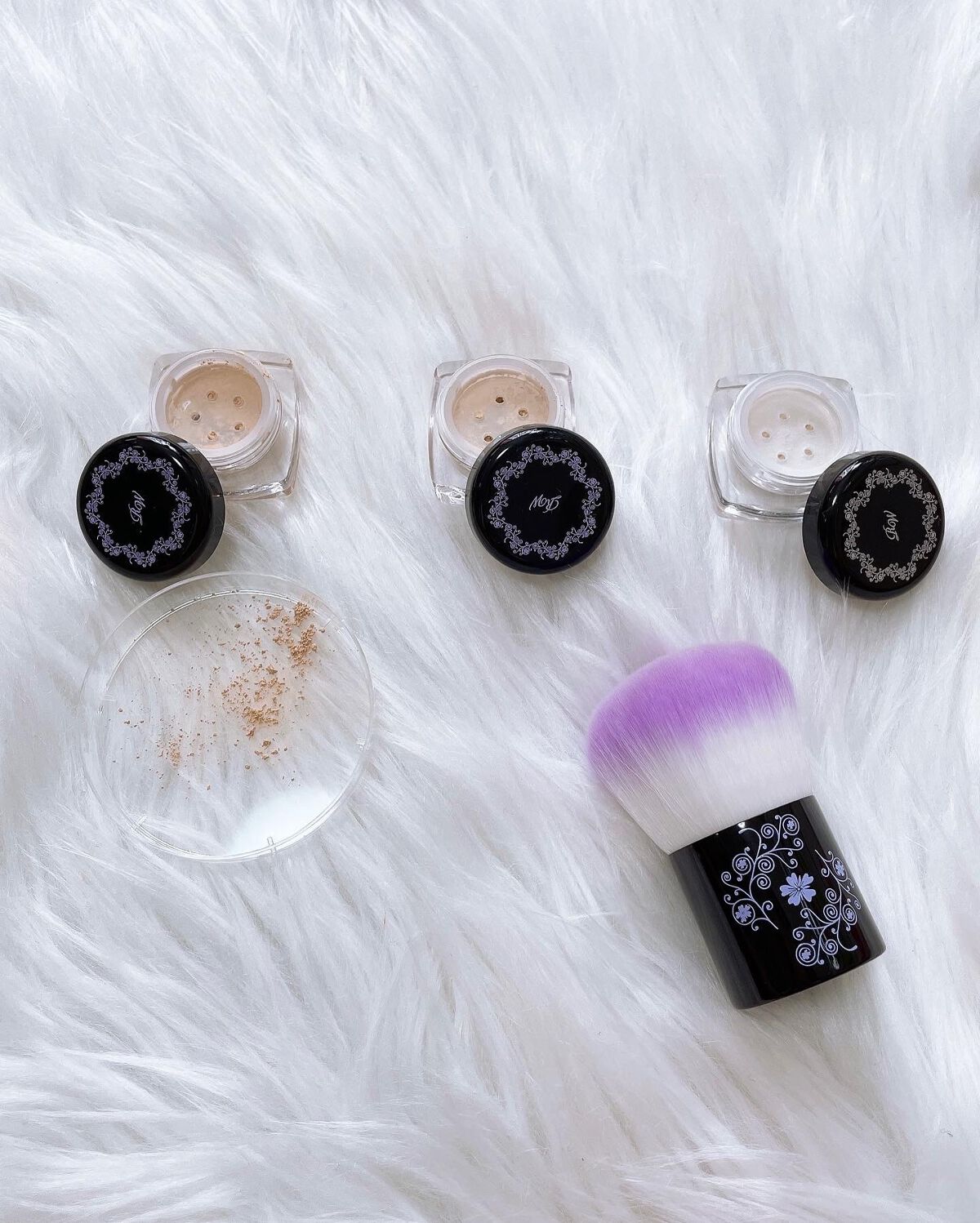 ミネラルメイクアップ トライアルセット/レイチェル ワイン/トライアルキットを使ったクチコミ(2枚目)