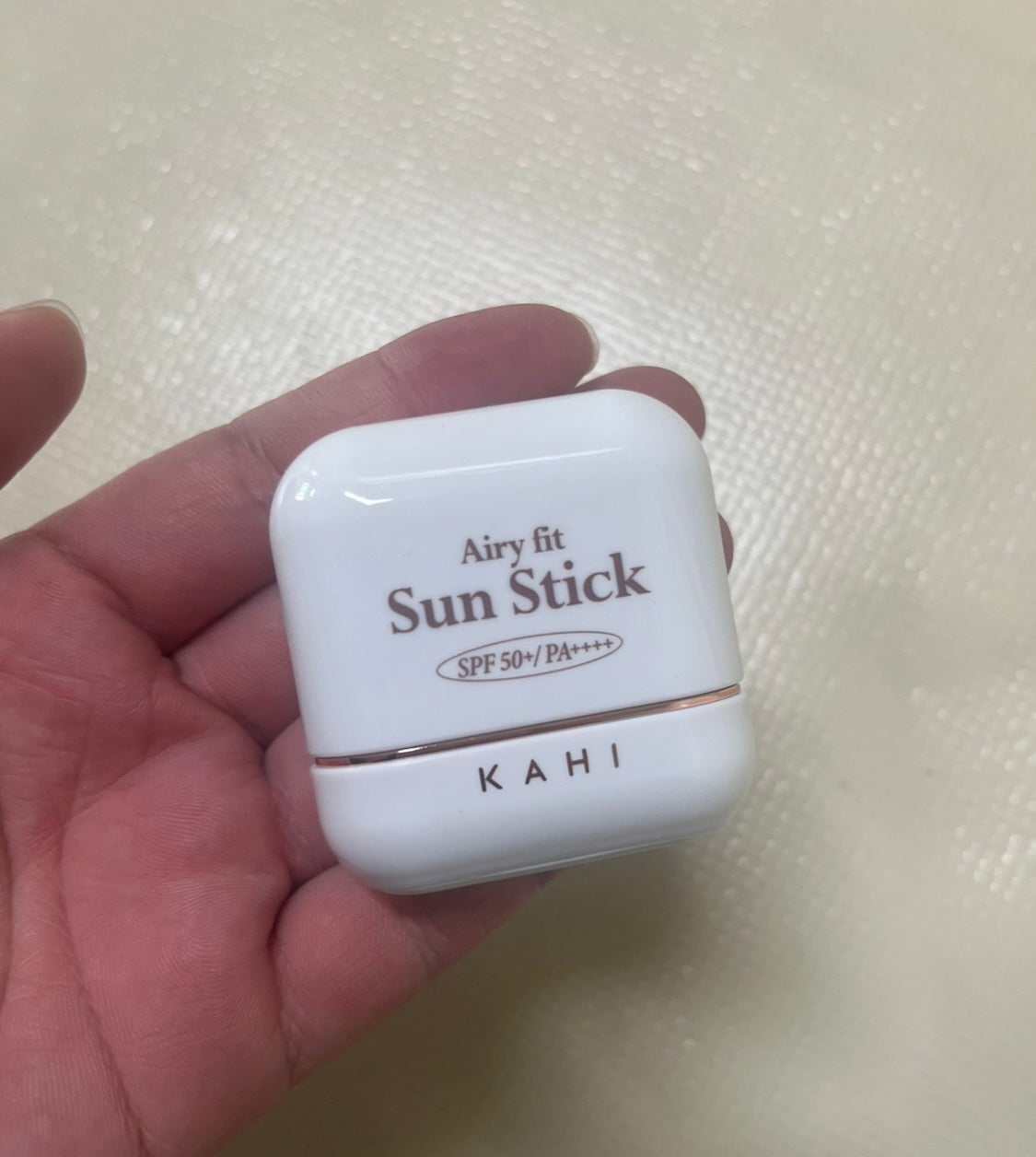 エアリーフィットサンスティック/KAHI/日焼け止めスティックを使ったクチコミ(1枚目)