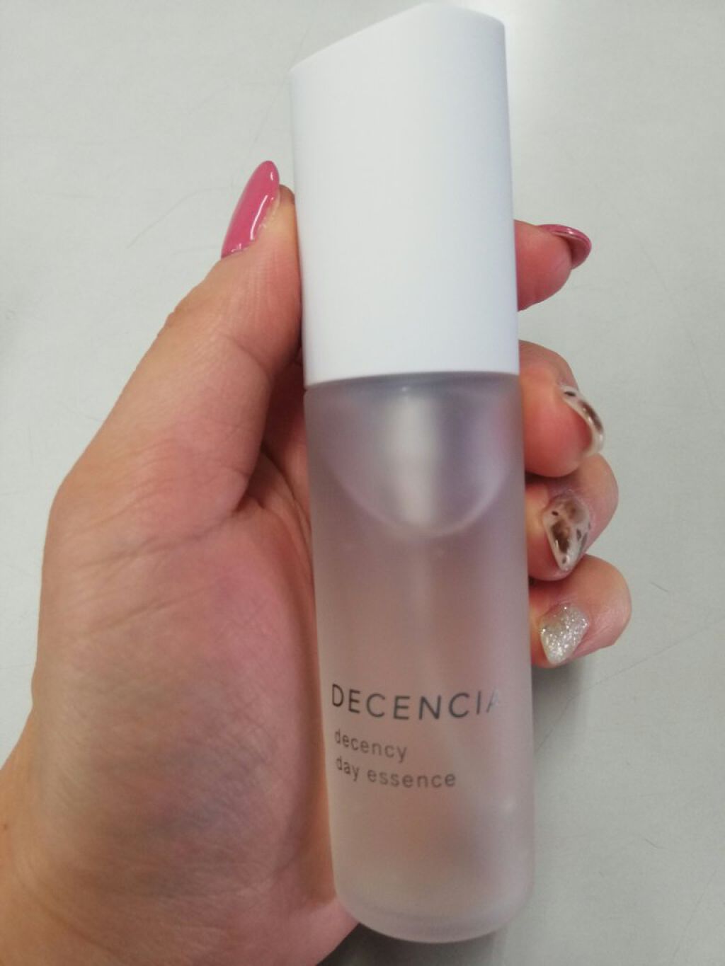 ディセンシー デイエッセンス/DECENCIA/美容液を使ったクチコミ（2枚目）