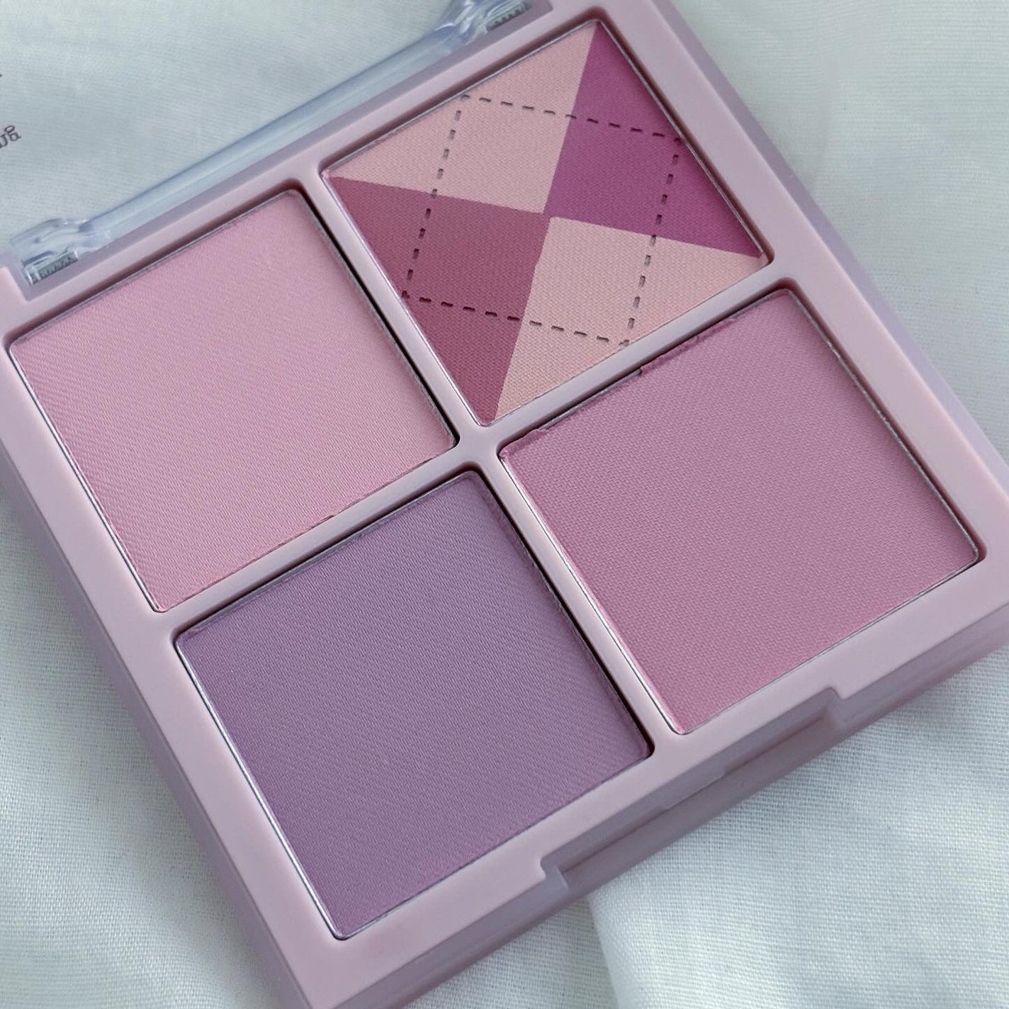 ブレンディングムードチーク/dasique/パウダーチークを使ったクチコミ(3枚目)