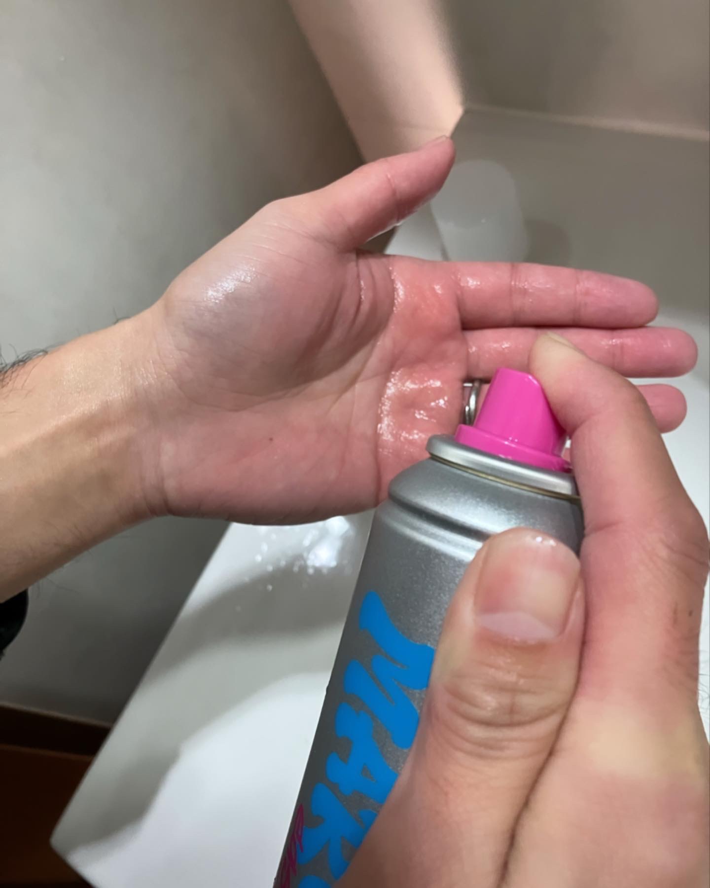 easy 薬用 ハイブリッド アフターミスト シトラスウッドの香り/MARO/ミスト状化粧水を使ったクチコミ（2枚目）