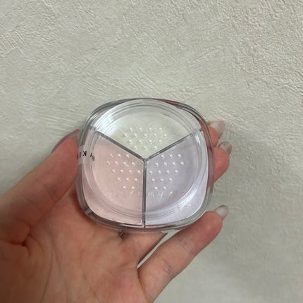 ステイフィクサーマルチカラーパウダー/wakemake/ルースパウダーを使ったクチコミ(2枚目)