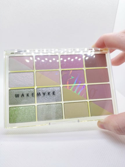 ソフトブラーリングアイパレット/wakemake/アイシャドウパレットを使ったクチコミ(2枚目)