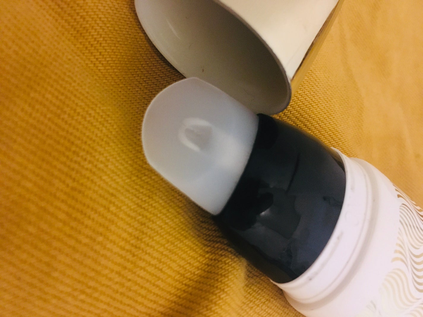 オーガニックフレグランスバストクリーム/MAPUTI/バスト・ヒップケアを使ったクチコミ(2枚目)