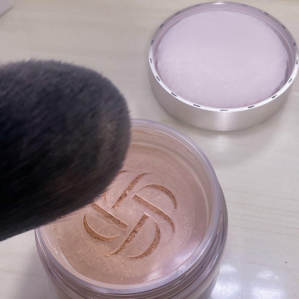 ルース パウダー 05 glowy tan / DECORTÉ(コスメデコルテ) | LIPS