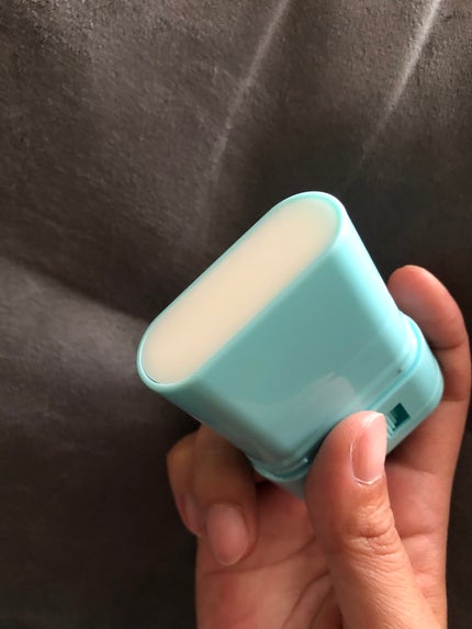 紫外線予報 さらさらUVスティックF/紫外線予報/日焼け止めスティックを使ったクチコミ(4枚目)