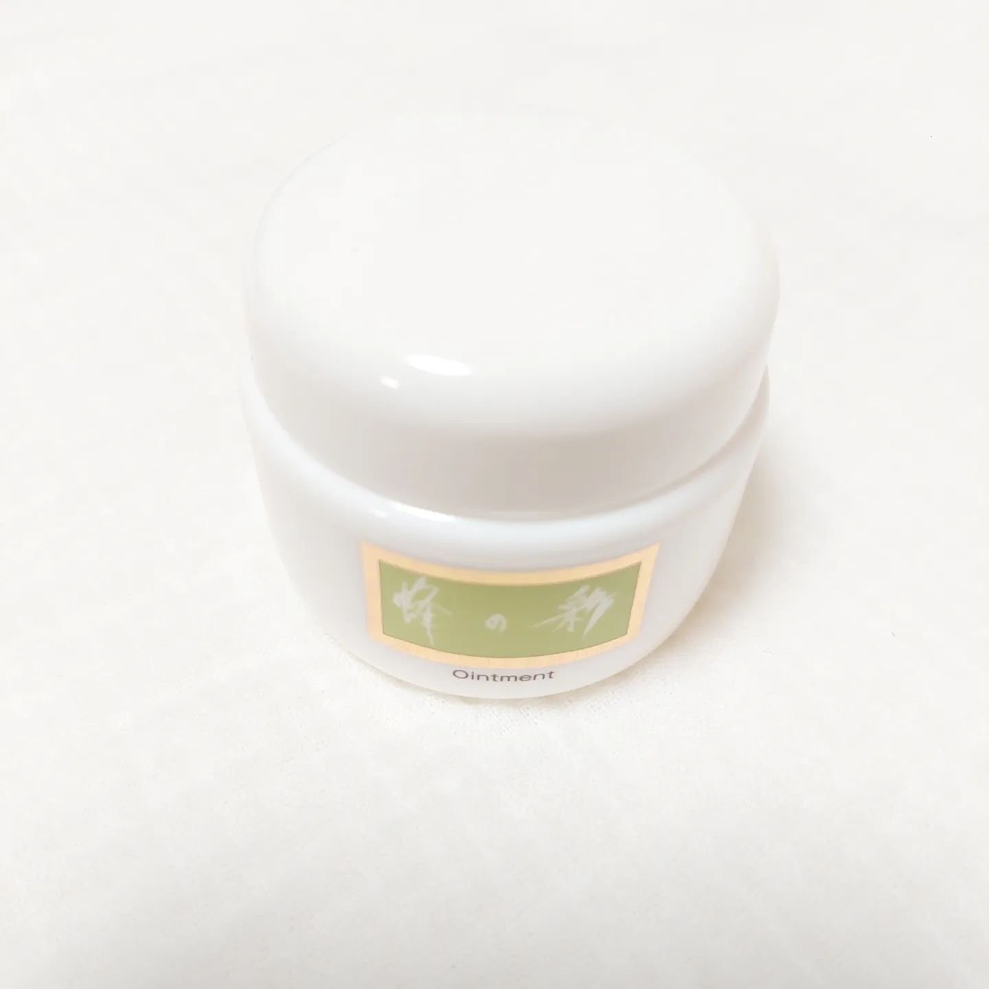 蜂彩膏　ハッカ成分無し/蜂の宝本舗/ボディクリームを使ったクチコミ（1枚目）