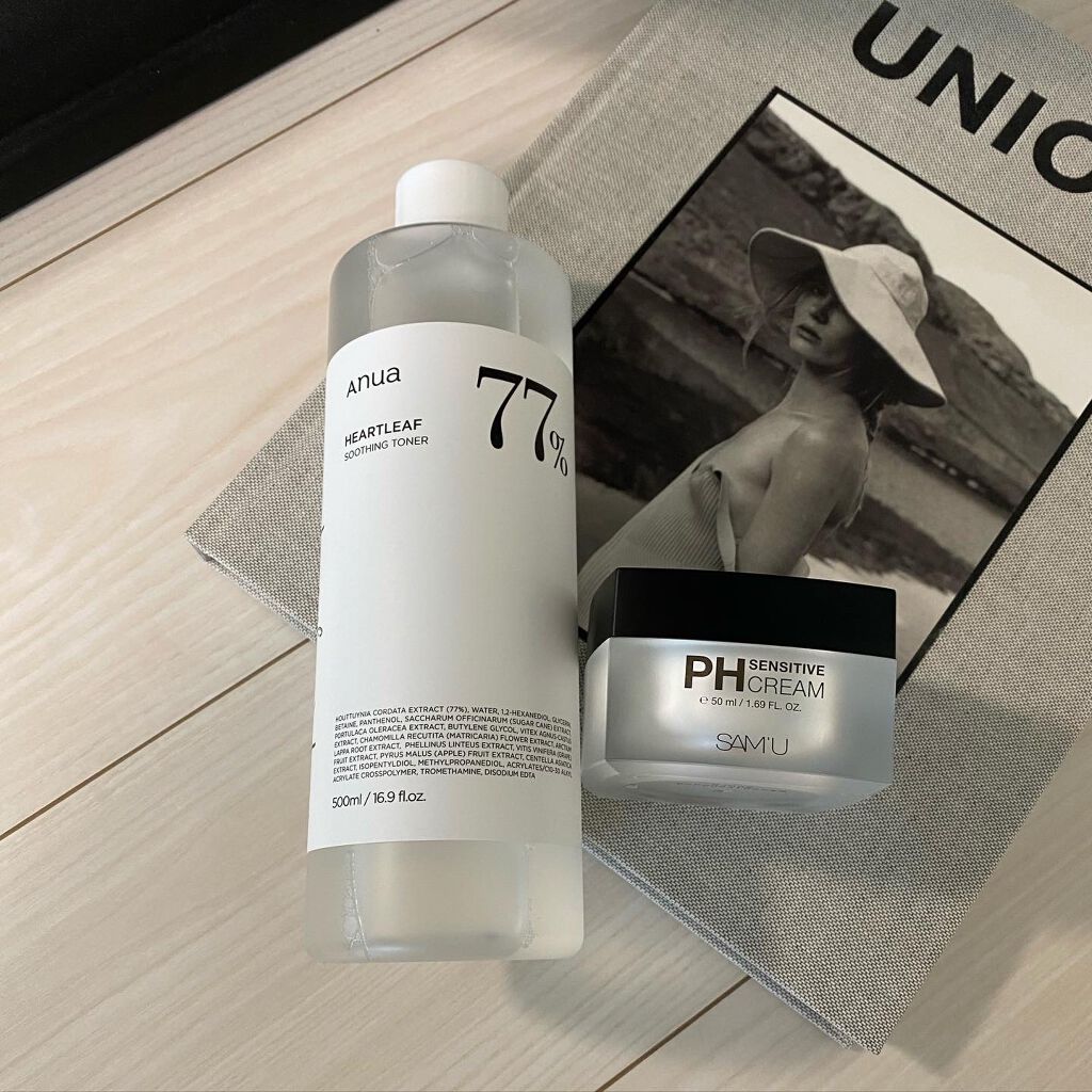 〄ドクダミスージングトナー


ドクダミエキスをたーっぷり含んだ
肌トラブルに優れた鎮静化粧水。


ニキビの減少率は89.91%だそう、、
無刺激で敏感肌の方も使えます💫


やっとドクダミデビューできた😢
アンプルも買う予定やってん