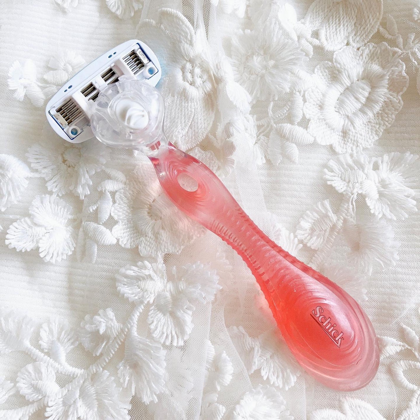 ハイドロシルク ホルダー (刃付き+替刃1コ)/ハイドロシルク/シェーバーを使ったクチコミ(2枚目)