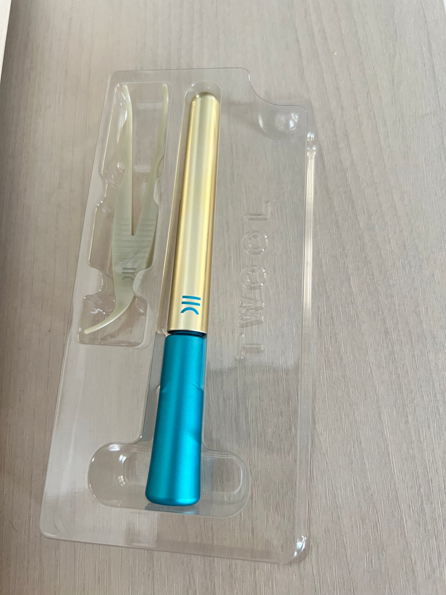 TWOOLダブルアイリッドハイブリットフィルム/SHOBIDO/二重まぶた用アイテムを使ったクチコミ(3枚目)