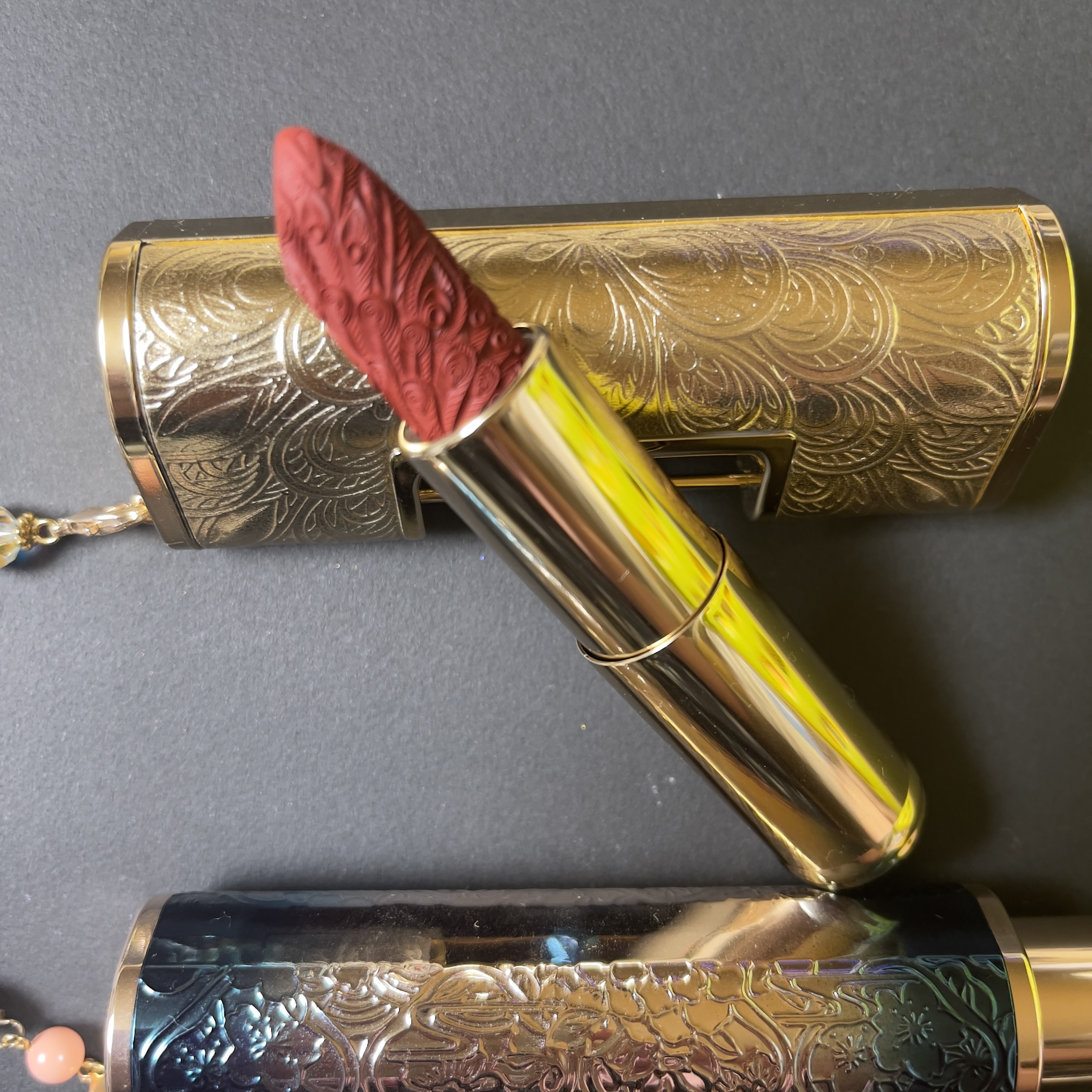 百花同心錠 彫刻リップ M2525 アプリコット/花西子/口紅を使ったクチコミ（2枚目）