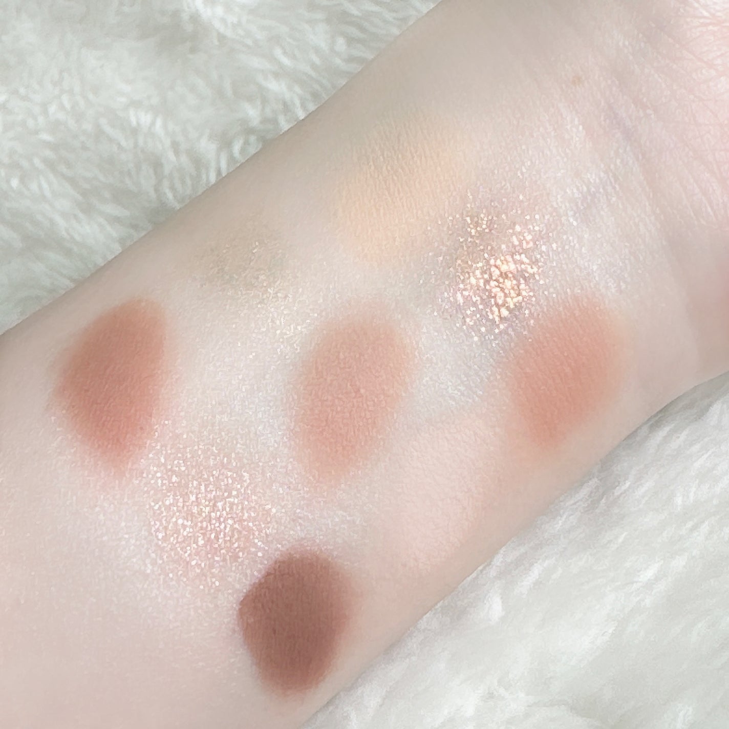 アイシャドウパレット/Kirei&co./アイシャドウパレットを使ったクチコミ(3枚目)