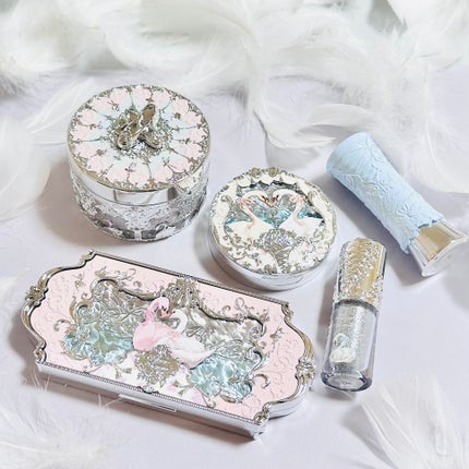 フラワーノーズスワンバレエシリーズ アイシャドウパレット/FlowerKnows/アイシャドウパレットを使ったクチコミ(7枚目)