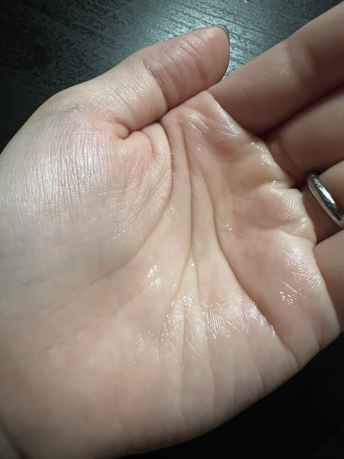 シルキー　スムースモイスチャー　ヘアオイル　3.0/&honey/ヘアオイルを使ったクチコミ（2枚目）