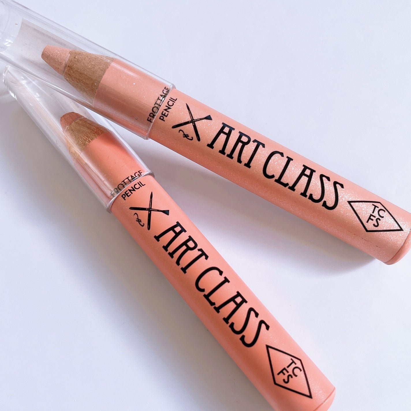 アートクラス フロッタージュペンシル/too cool for school/スティックアイシャドウを使ったクチコミ(2枚目)