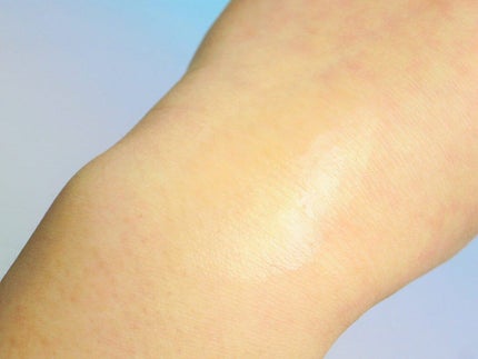 ニベアデオ ロールオン ホワイトソープの香り/ニベア/デオドラント・制汗剤を使ったクチコミ(4枚目)