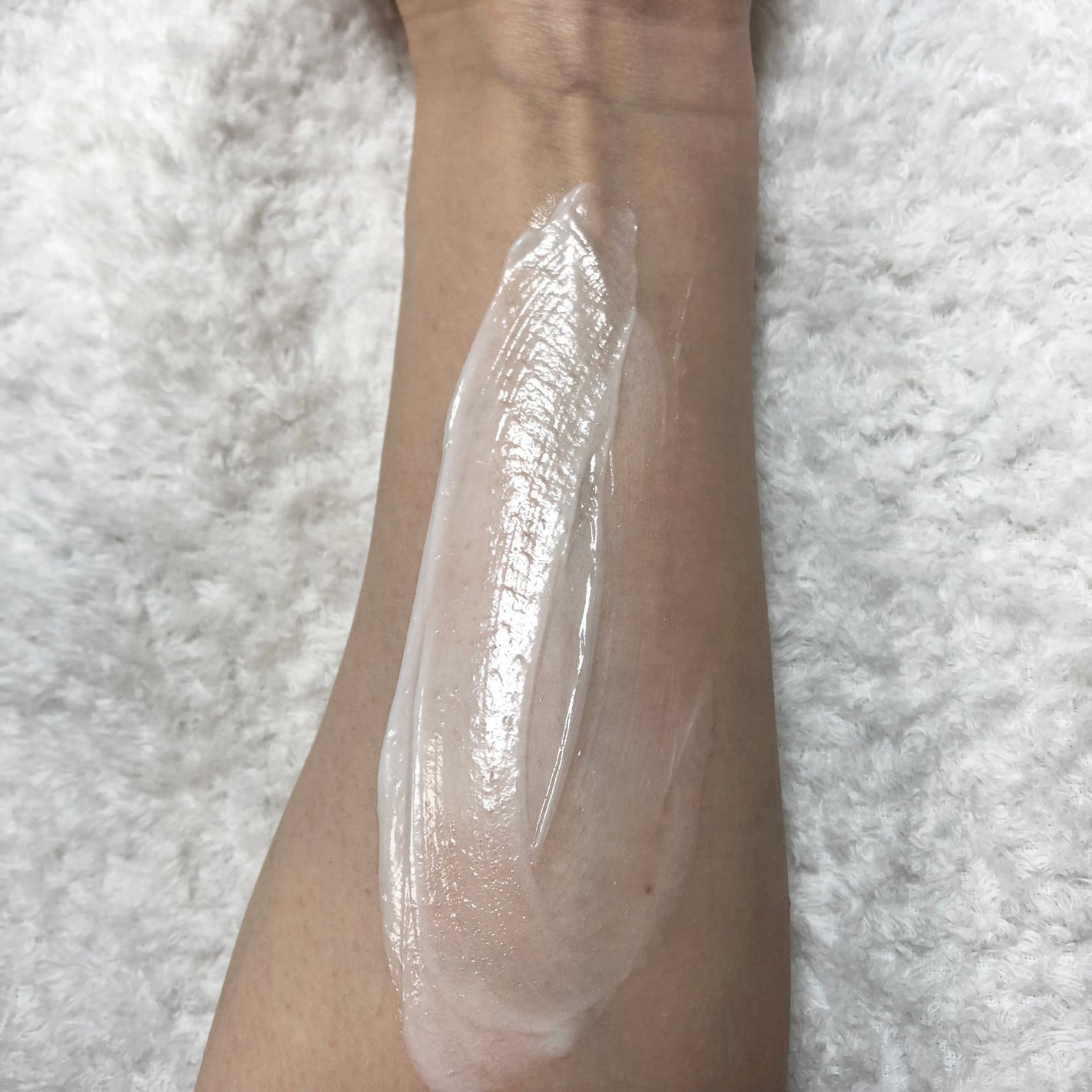 メディケイティッド センシティブケア ボディローション 美肌ケア【医薬部外品】/ヴァセリン/ボディローションを使ったクチコミ(4枚目)