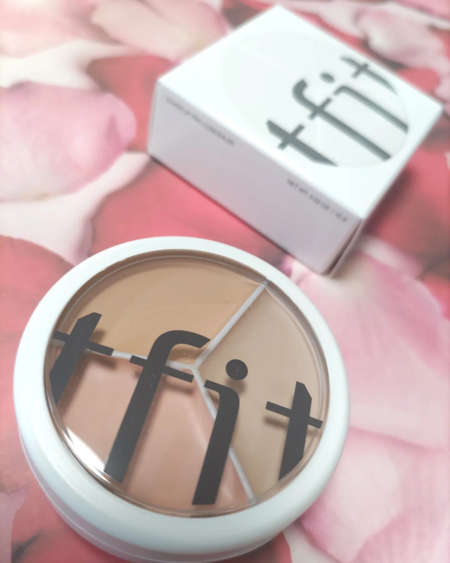 カバーアッププロコンシーラー/TFIT/パレットコンシーラーを使ったクチコミ（2枚目）