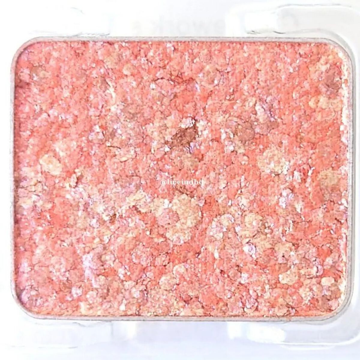 プレスド アイシャドー（レフィル）/shu uemura/単色アイシャドウを使ったクチコミ（3枚目）