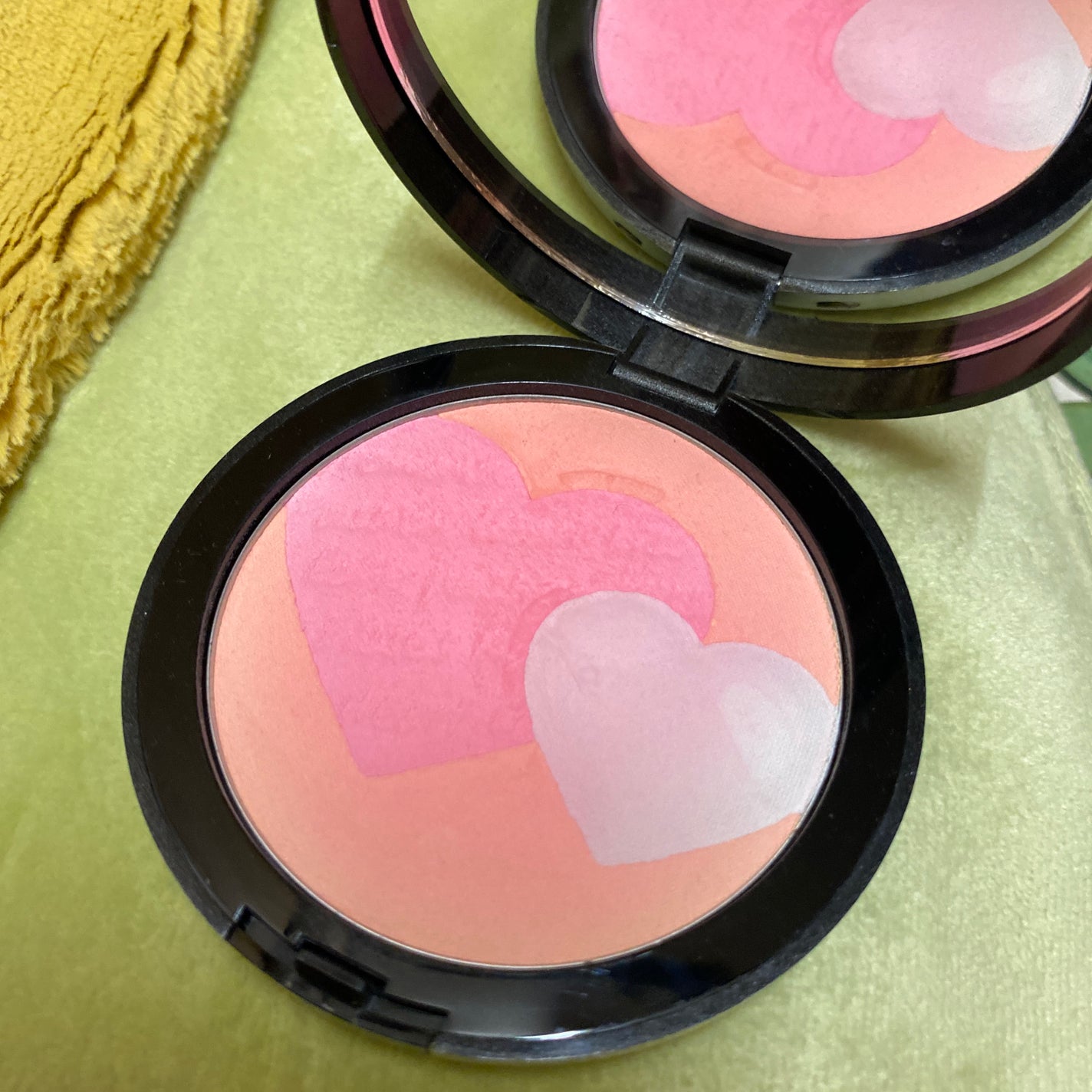 リサ・ラーソン♡クッションファンデマニア on LIPS 「#KIKO#チーク#梅雨の儚げメイク..」(4枚目)