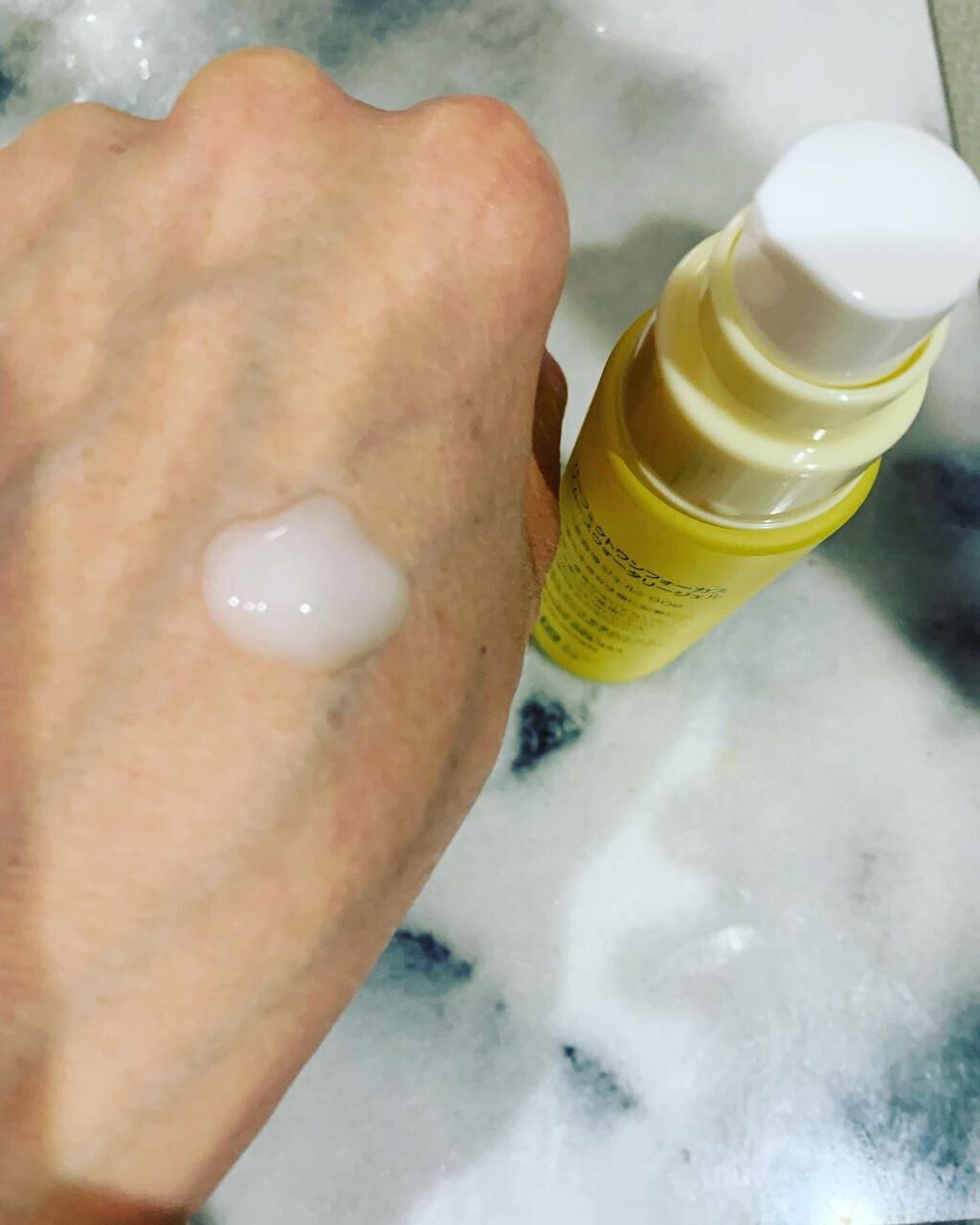 パーフェクトワンフォーカス スムースウォータリージェル/PERFECT ONE  FOCUS/オールインワン化粧品を使ったクチコミ（2枚目）