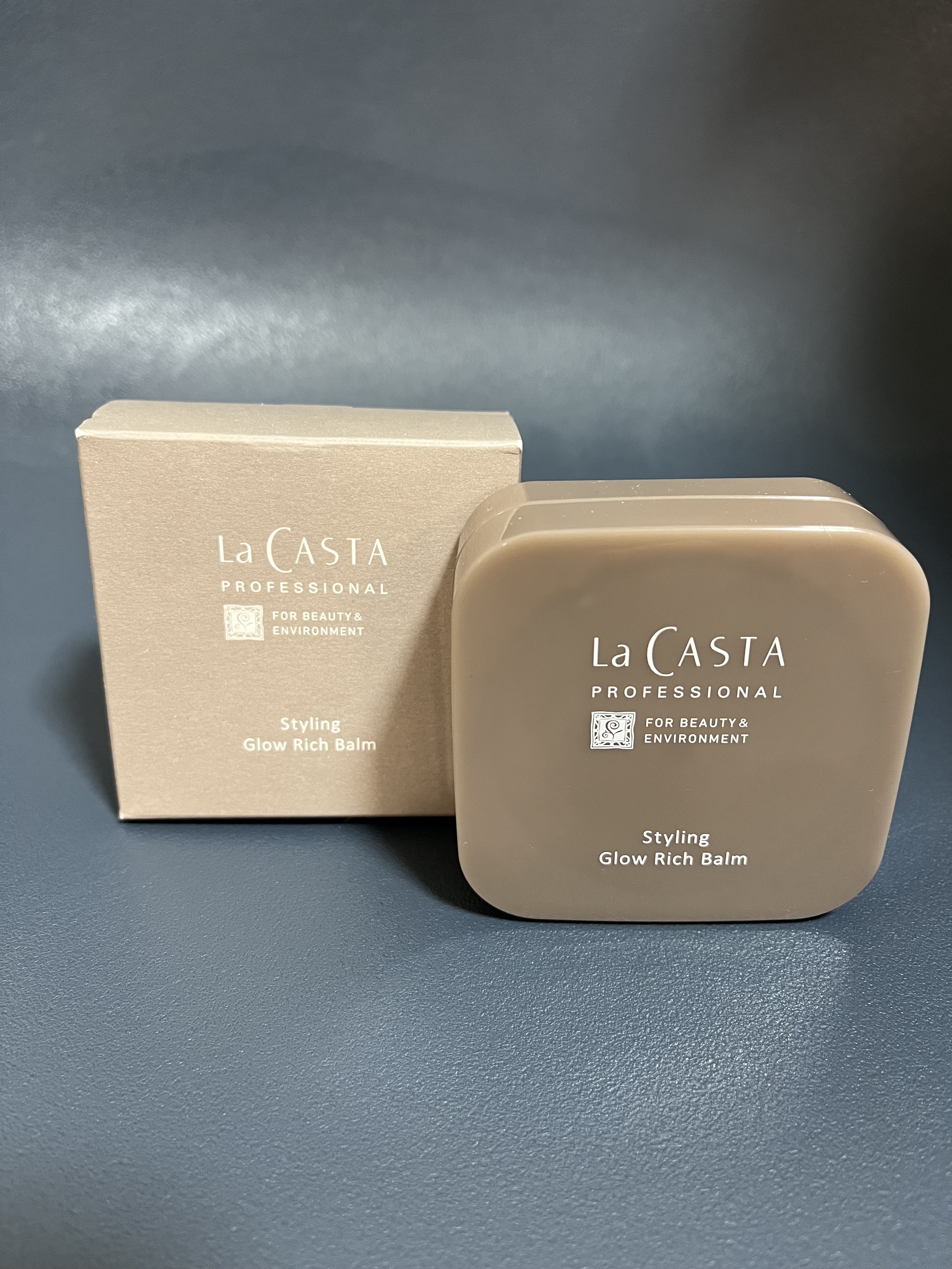 ラ・カスタ　プロフェッショナル プロフェッショナル スタイリング グロウリッチ バーム のクチコミ「ヘアだけでなく、ケア成分99％なのでハンドやネイルなど全身の保湿ケアとしてマルチに使えるナチュ.....」（1枚目）