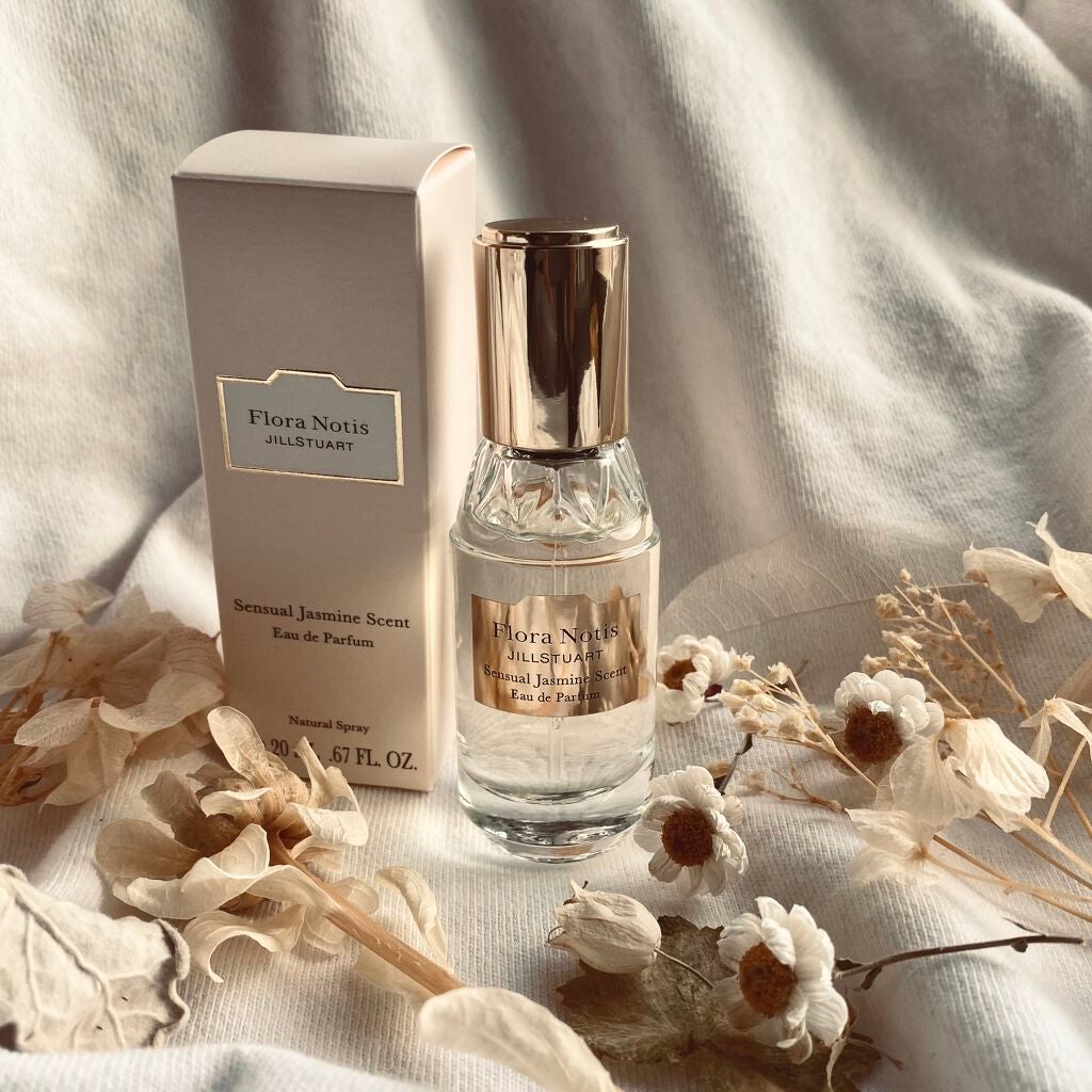 センシュアルジャスミン オードパルファン/Flora Notis JILL STUART/香水(レディース)を使ったクチコミ(4枚目)