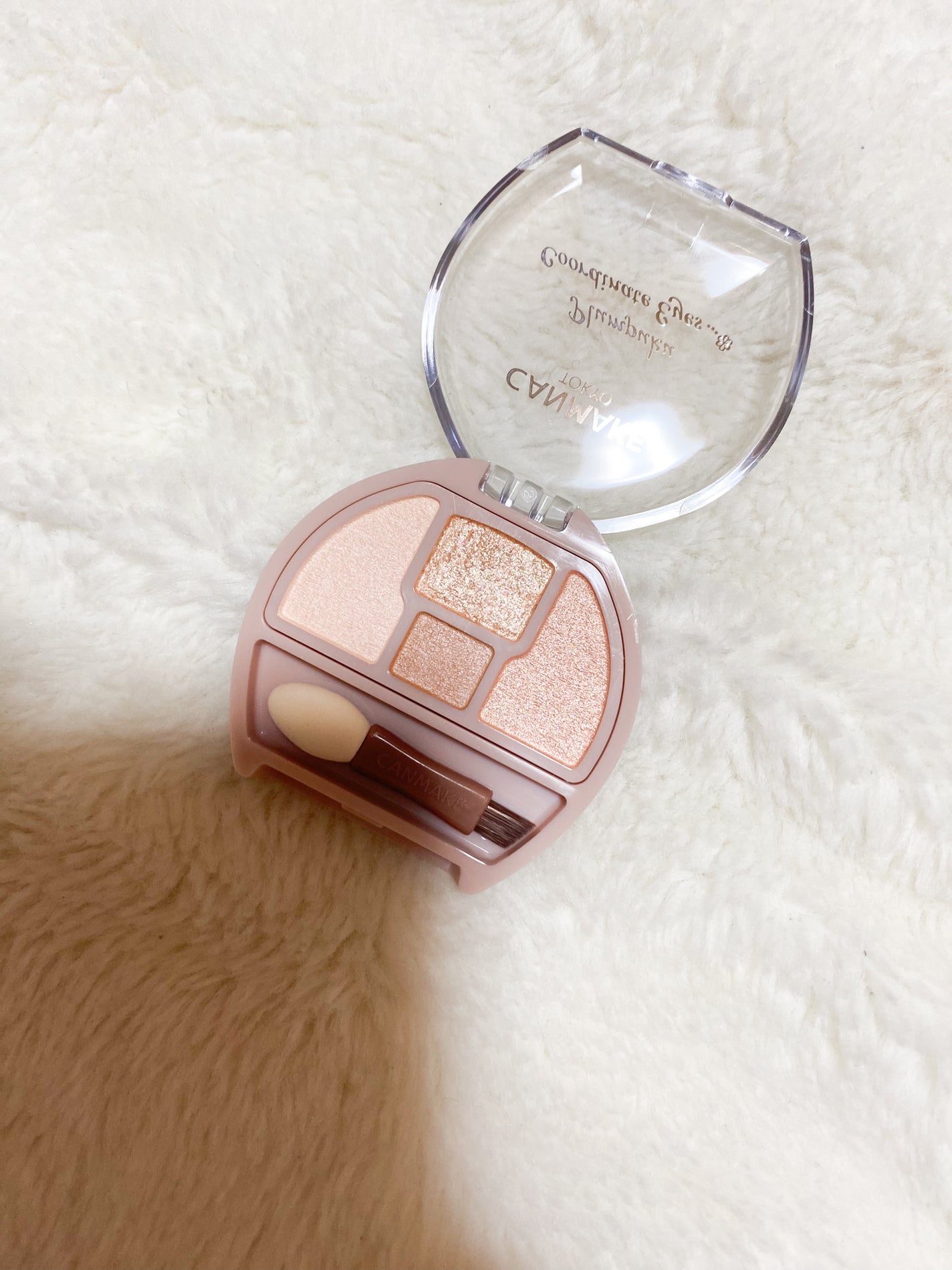 hiroka on LIPS 「雑誌受け取ってきた❤️今回は@maquia.magazine@..」(4枚目)