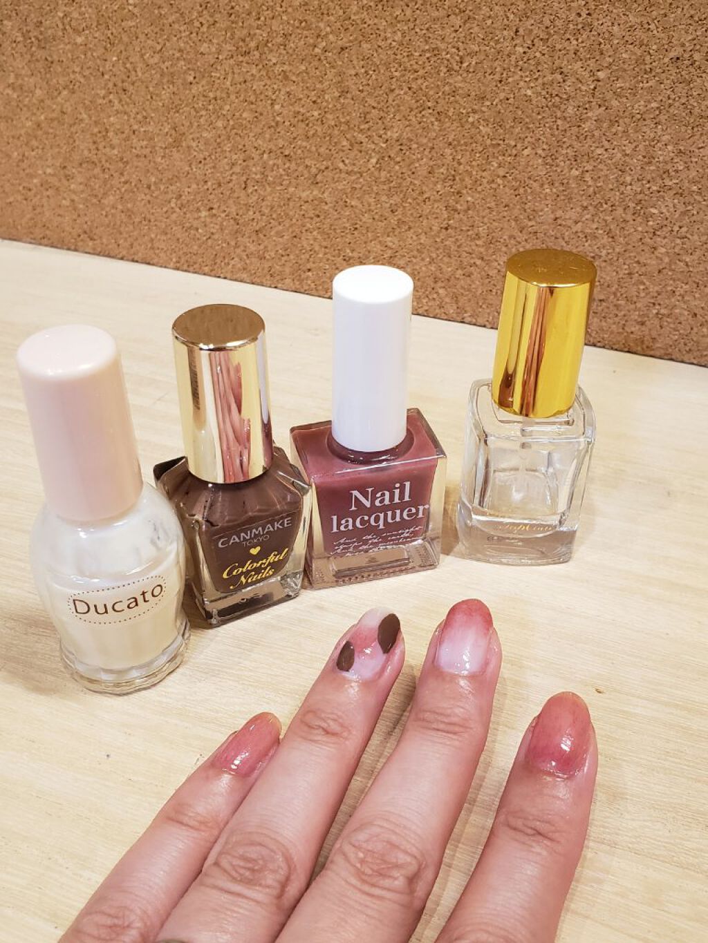 カラフルネイルズ/キャンメイク/マニキュアを使ったクチコミ(5枚目)