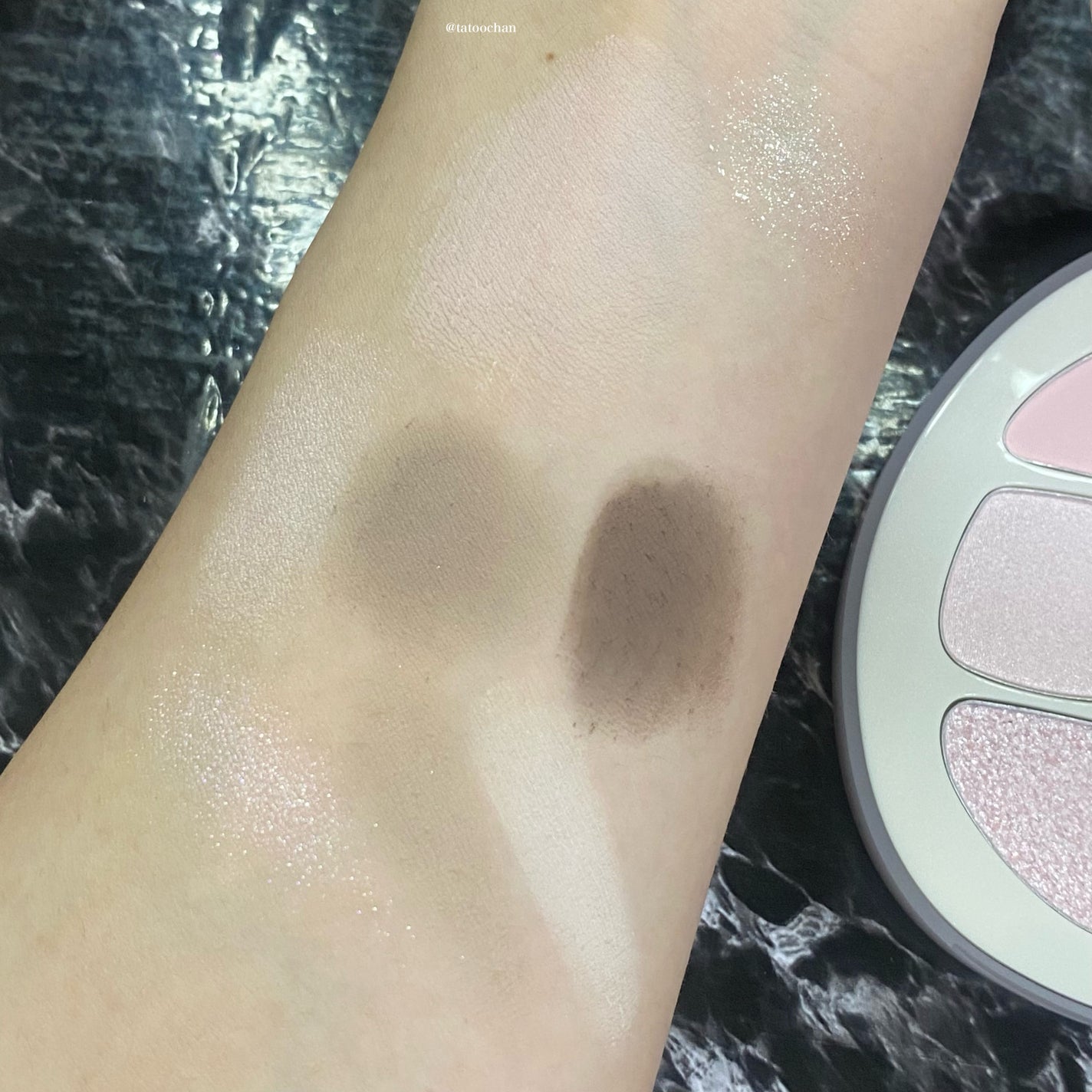 DAYDREAMER エトワールパレット/Joocyee/マルチパレットを使ったクチコミ(4枚目)